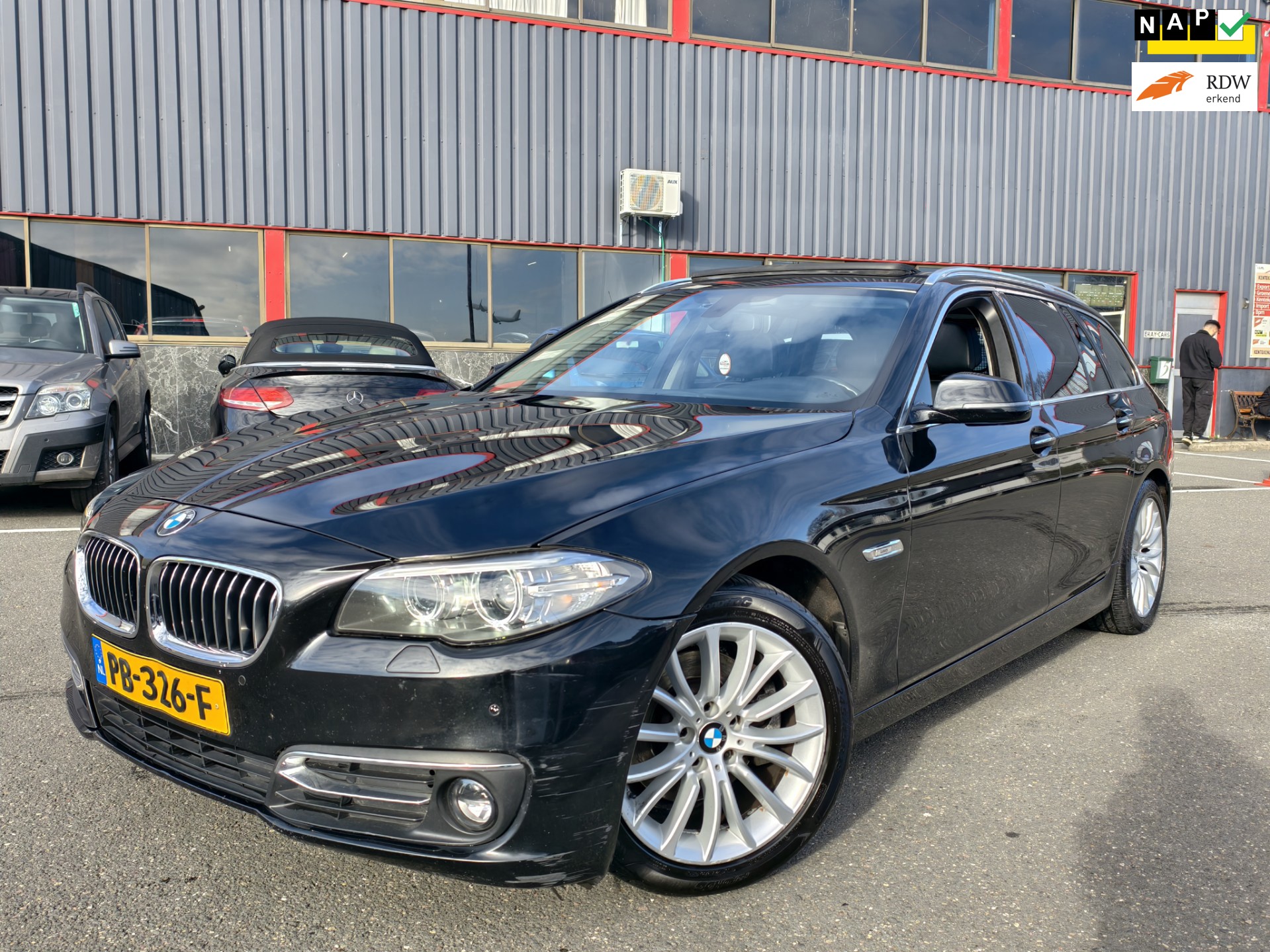 BMW 5-Serie 520i Luxury Edition