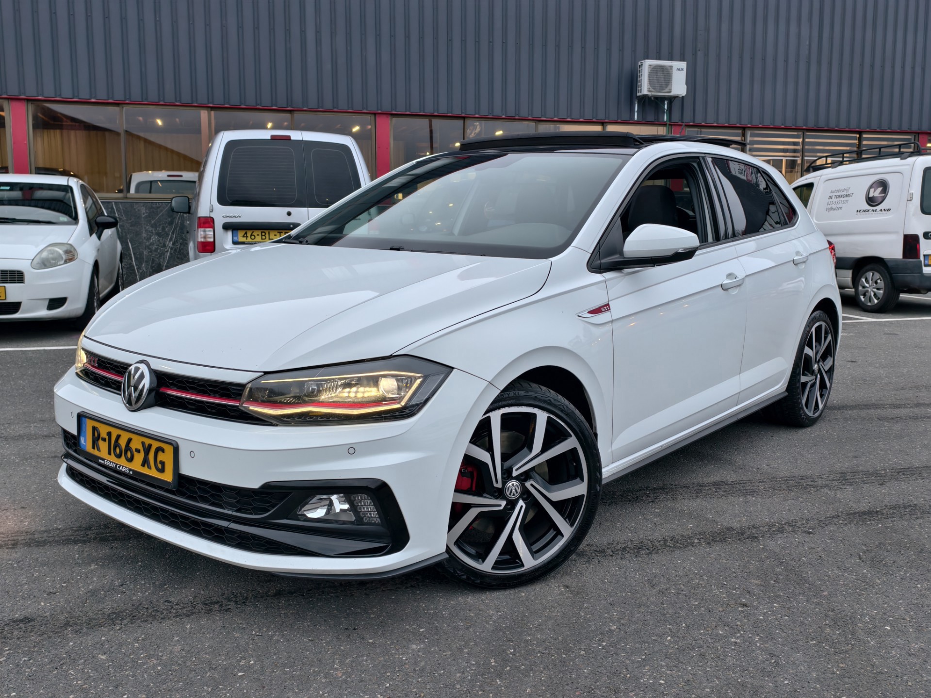 Volkswagen Polo 2.0 TSI GTI Performance